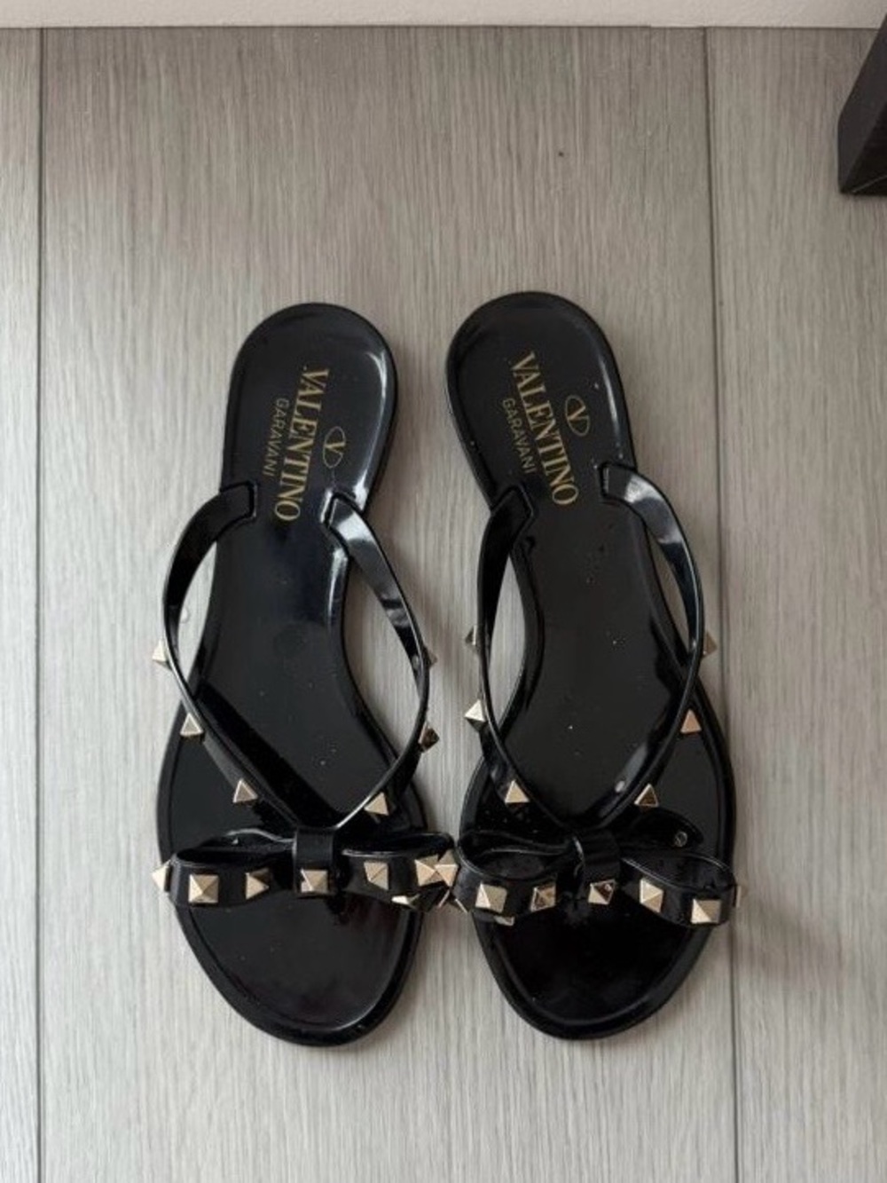 Valentino Black Rockstud Bow Jelly Sandals - Women